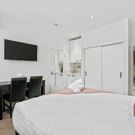 Tranquil Modern Studio Κουίνσταουν Εξωτερικό φωτογραφία
