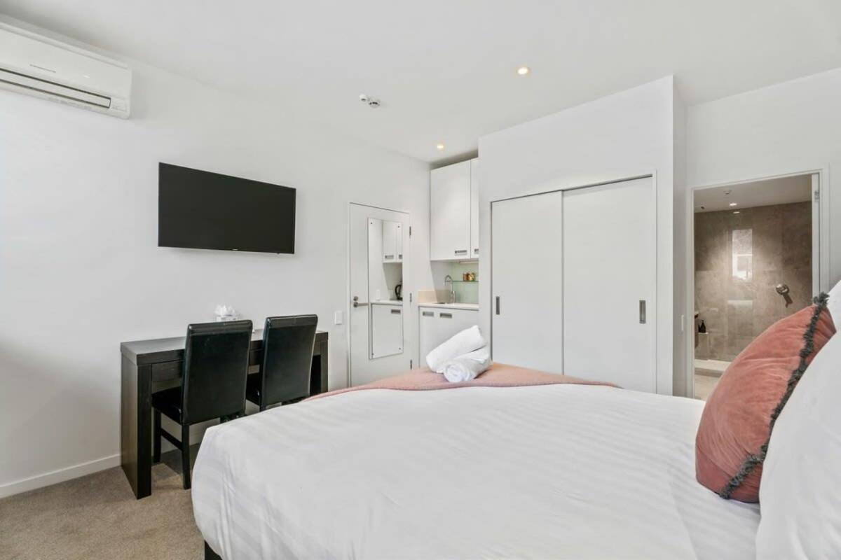 Tranquil Modern Studio Κουίνσταουν Εξωτερικό φωτογραφία